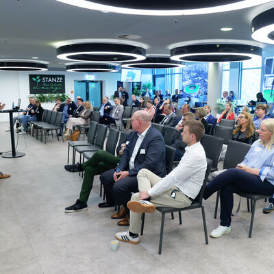 Bild vergr&ouml;&szlig;ern: 19052026_KommunalArenaHannover_Forum_Dr. Andreas Kohne, Valisory
